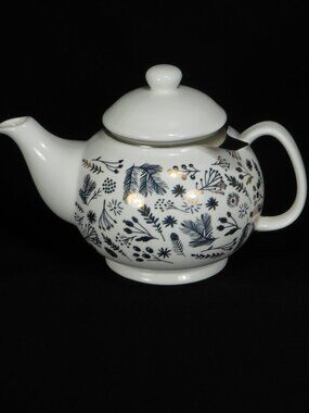 Indigo colorful tea pot with strainer